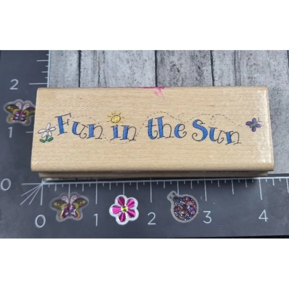 Creative Beginnings Fun In The Sun MRS10468 Rubber Stamp Wood #M63